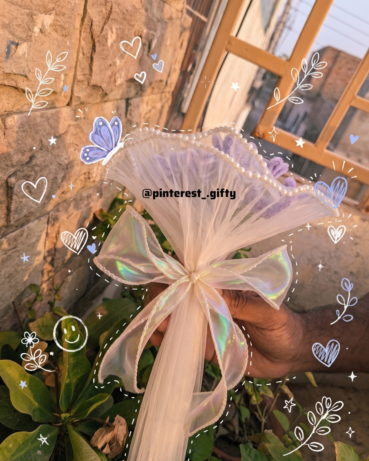 Handmade Pipe Cleaner Purple Flower Bouquet – Aesthetic Pearl Mesh Wrapping, Cute Gift for Her, Birthdays & Anniversaries
