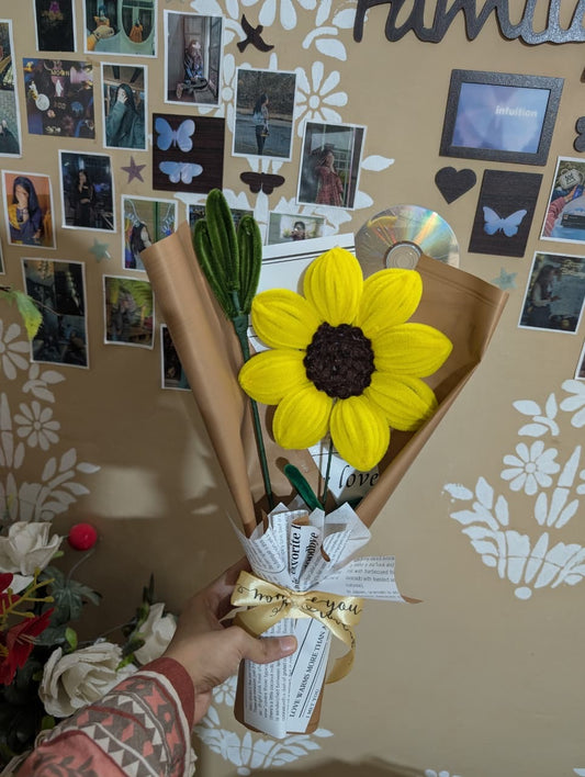 Handmade Pipe Cleaner Sunflower Bouquet – Aesthetic Yellow Plush Single Stem Flower Gift, Cheerful Graduation & Birthday Favor