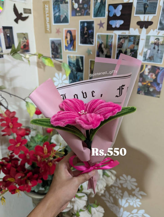 Handmade Pipe Cleaner Hot Pink Lily Bouquet – Soft Single Stem Flower Gift, Aesthetic Pink Room Decor & Cute Birthday Favor