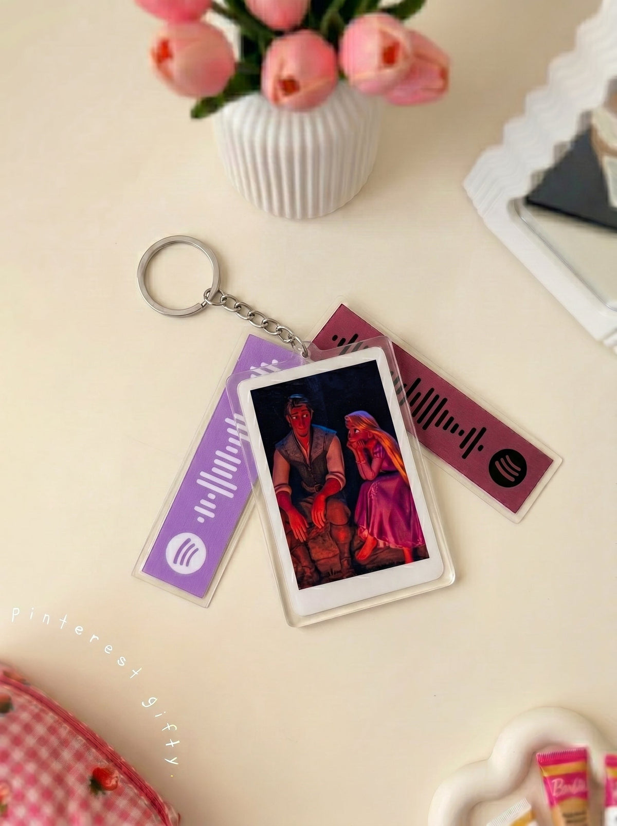 Customised  Pics and Spotify Music Keychain Set (2 Player Cards + 1 Photo Card)